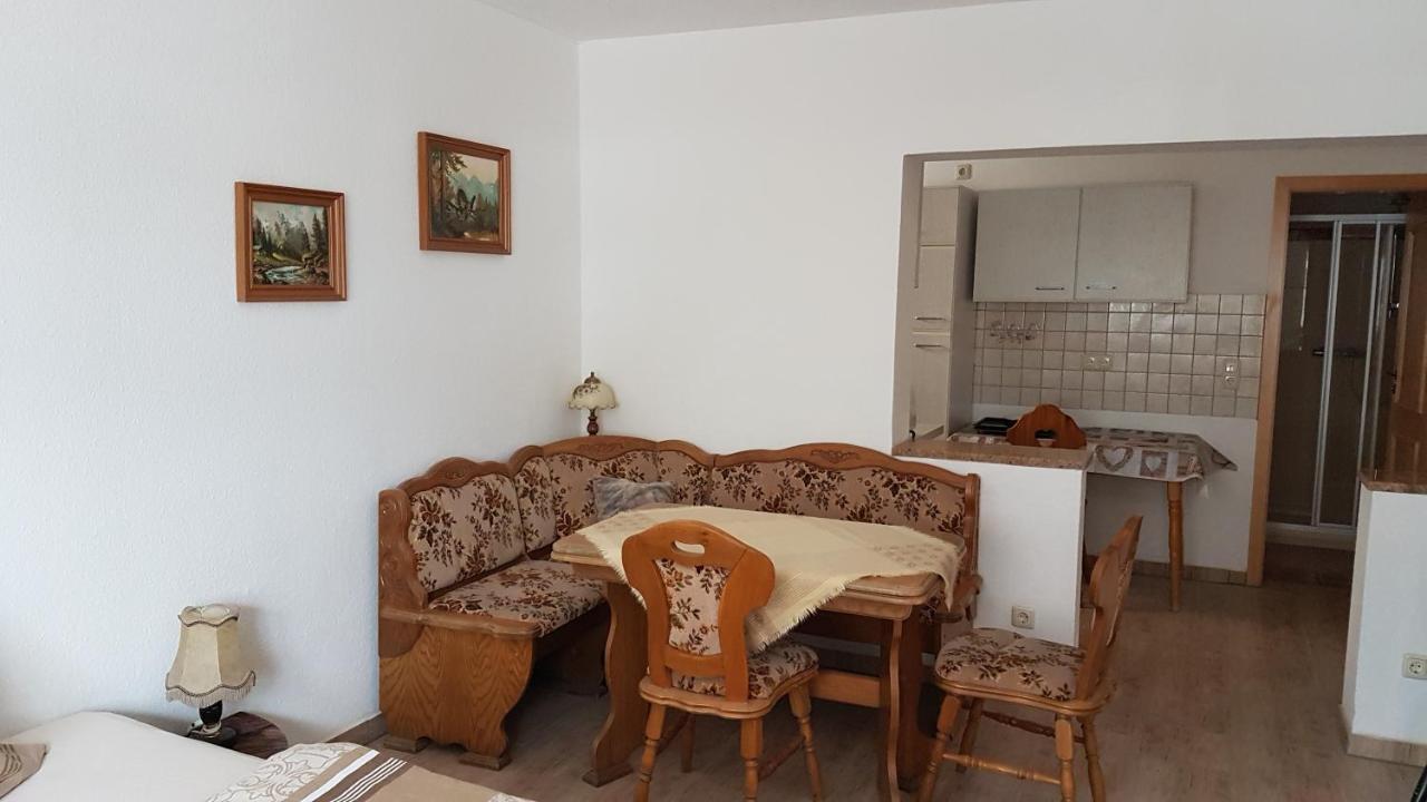 Kleine Ferienwohnung Schortestrasse Ilmenau Luaran gambar