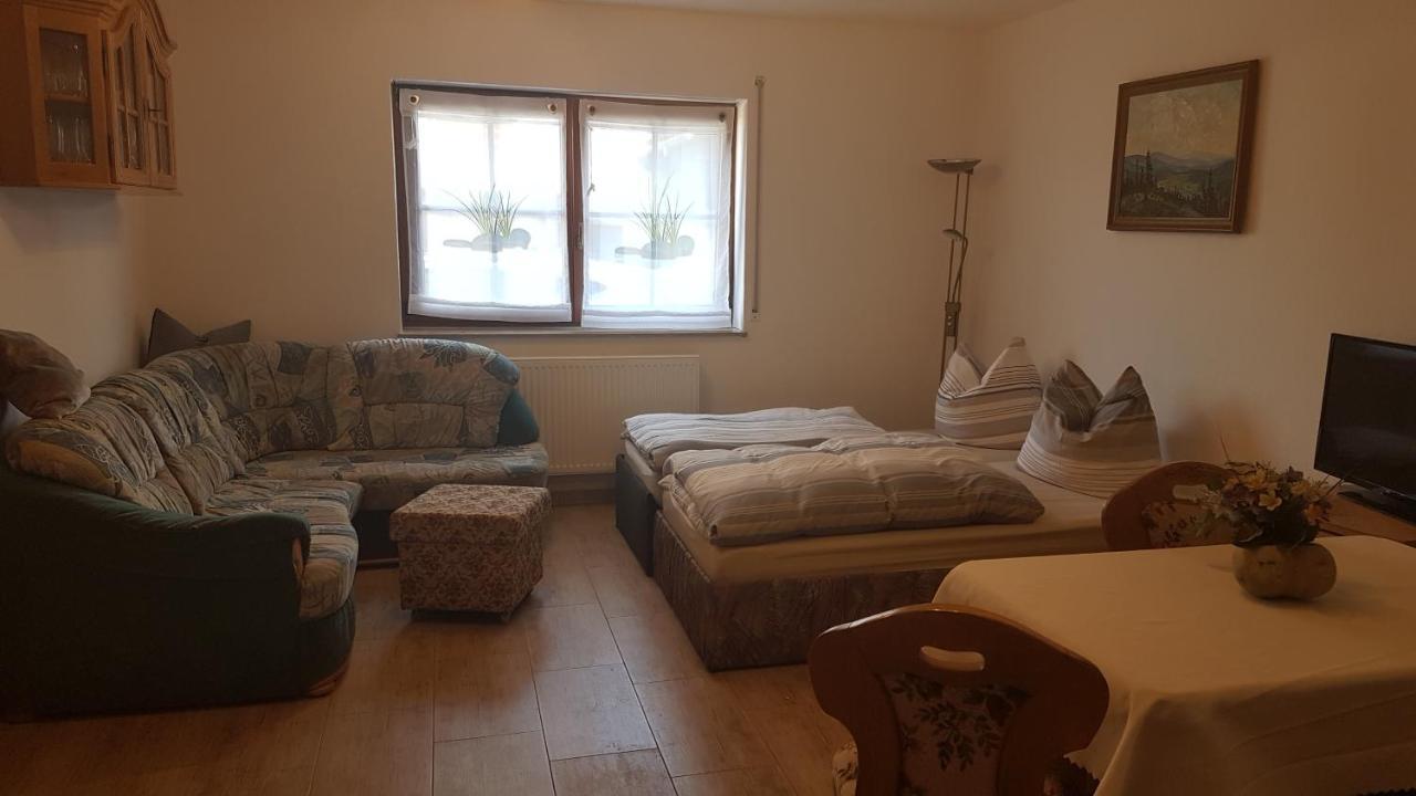 Kleine Ferienwohnung Schortestrasse Ilmenau Luaran gambar